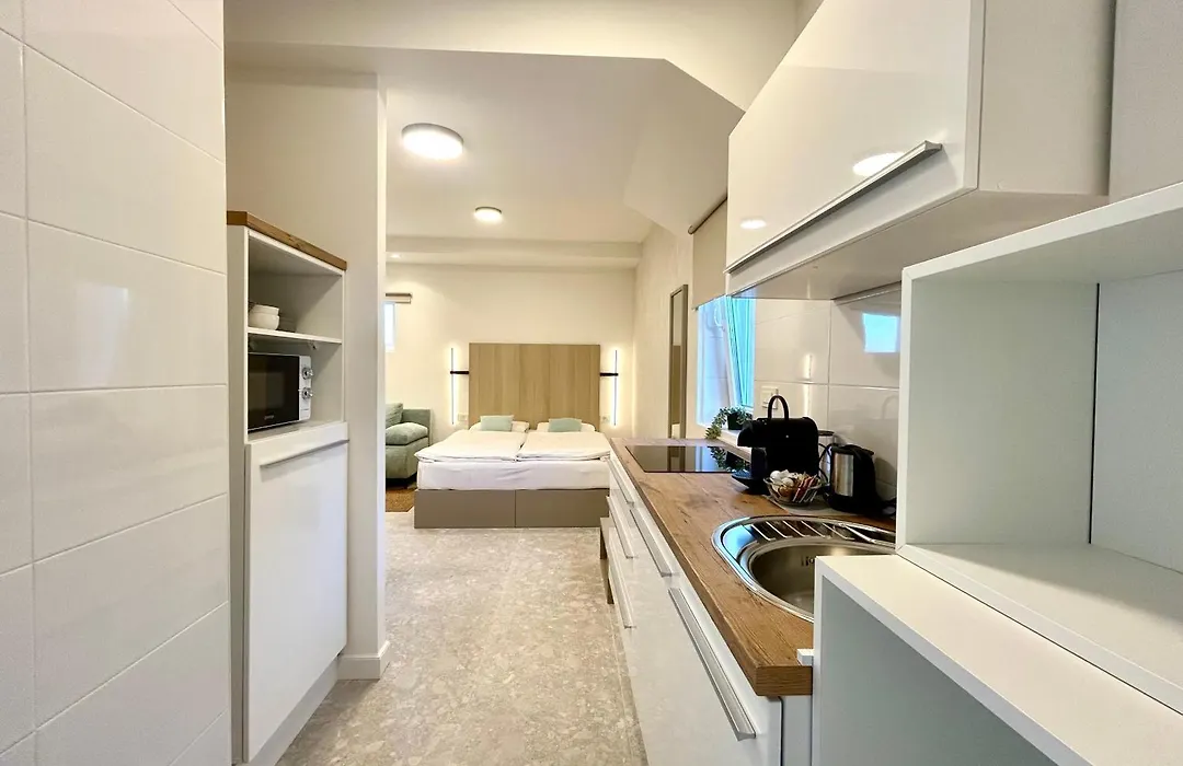 Deluxe Villa No.10 - Rooms & Apartments-1